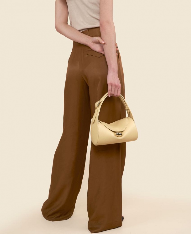 Cream Yellow Women's Cafuné Drop Duffel Shoulder Bags | BTD6254CF